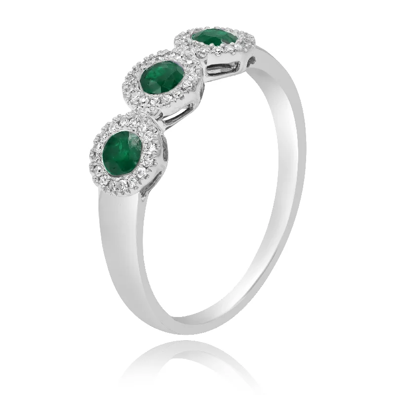 0.08ct Diamond and 0.28ct Emerald Ring set in 14KT White Gold / RN404177D