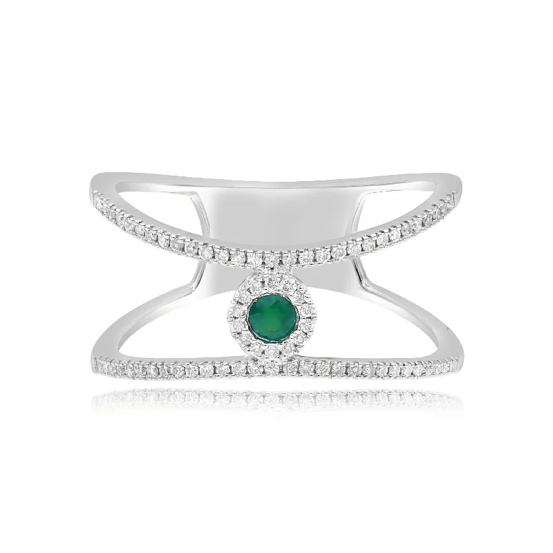 0.18ct Diamond and 0.06ct Emerald Ring set in 14KT White Gold / RN404503E