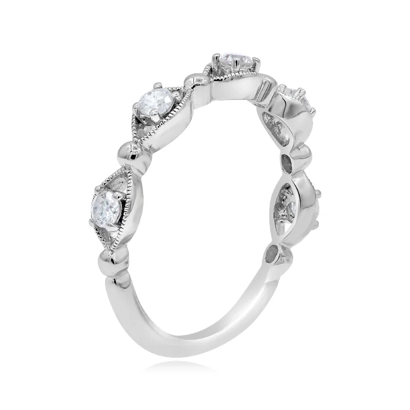 0.34ct Diamond Ring set in 14KT White Gold / RL294