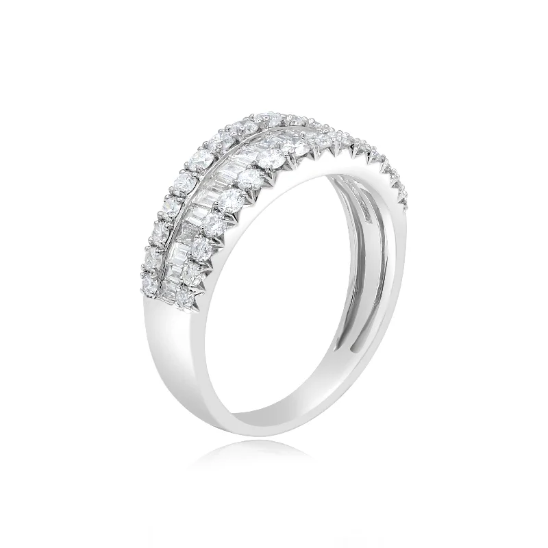 1.19ct Diamond Ring set in 14KT White Gold / RN409787